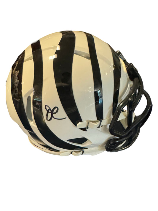 Ja’Marr Chase Cincinnati White Alternative Mini Football Helmet (JSA & PIA)