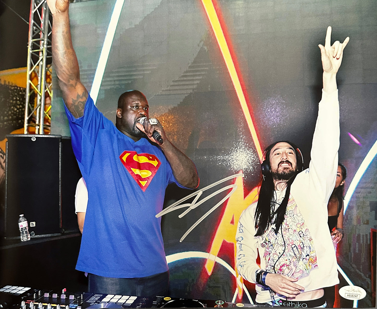 Shaquille O'Neal Signed 11x14 Autographed Photo Steve Aoki Superman (PIA)