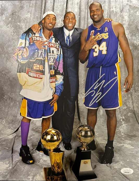 Shaquille O'Neal Signed Lakers 11x14 Autographed Photo Los Angeles (PIA)